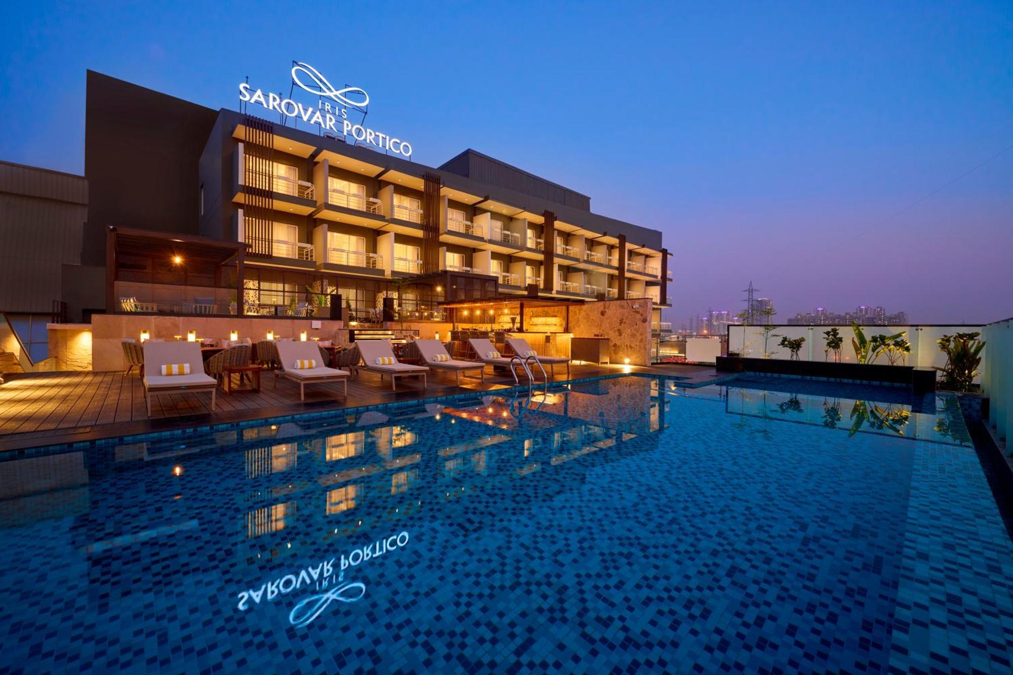 Iris Sarovar Portico 古尔冈 外观 照片