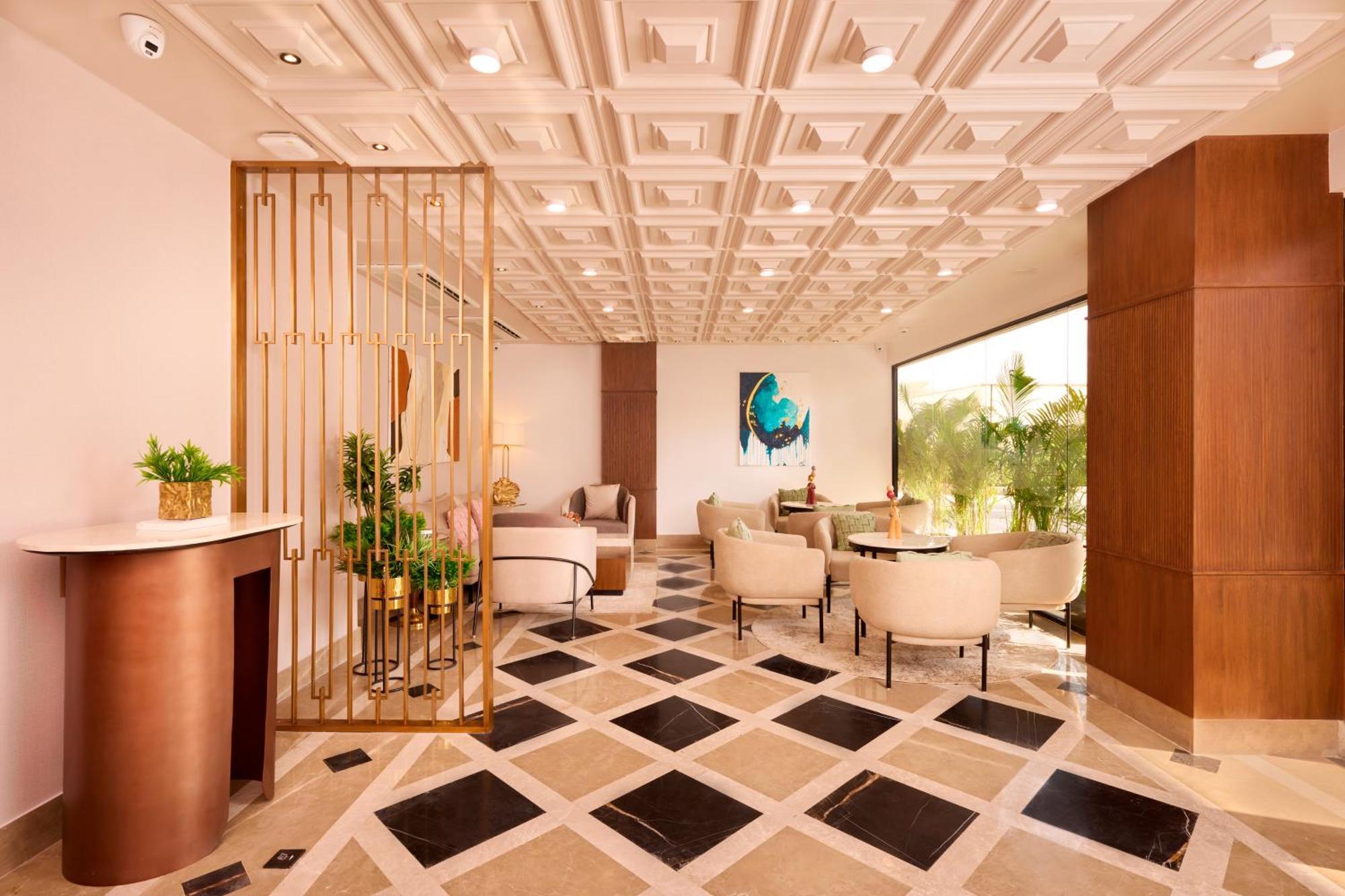 Iris Sarovar Portico 古尔冈 外观 照片