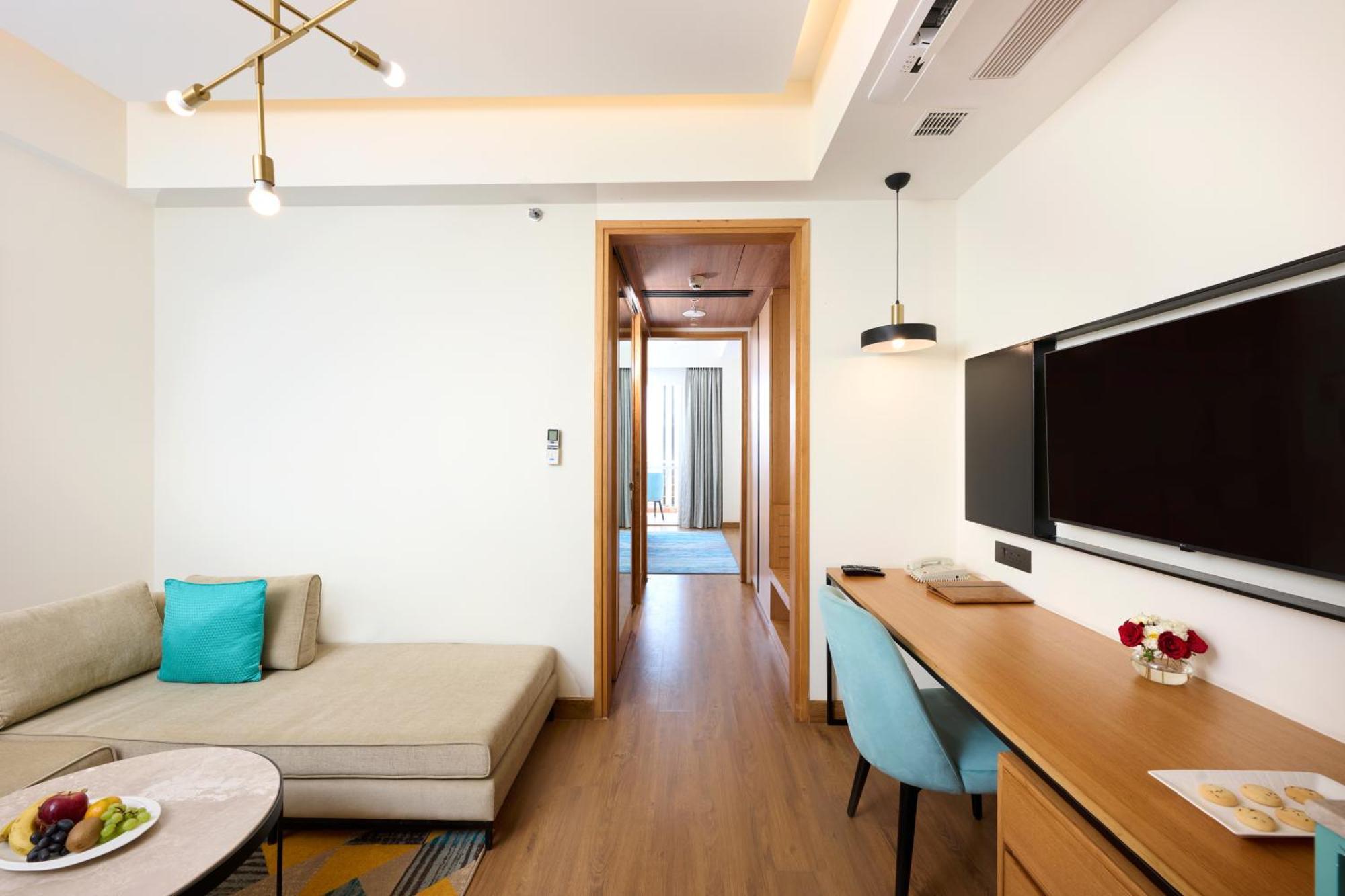 Iris Sarovar Portico 古尔冈 外观 照片