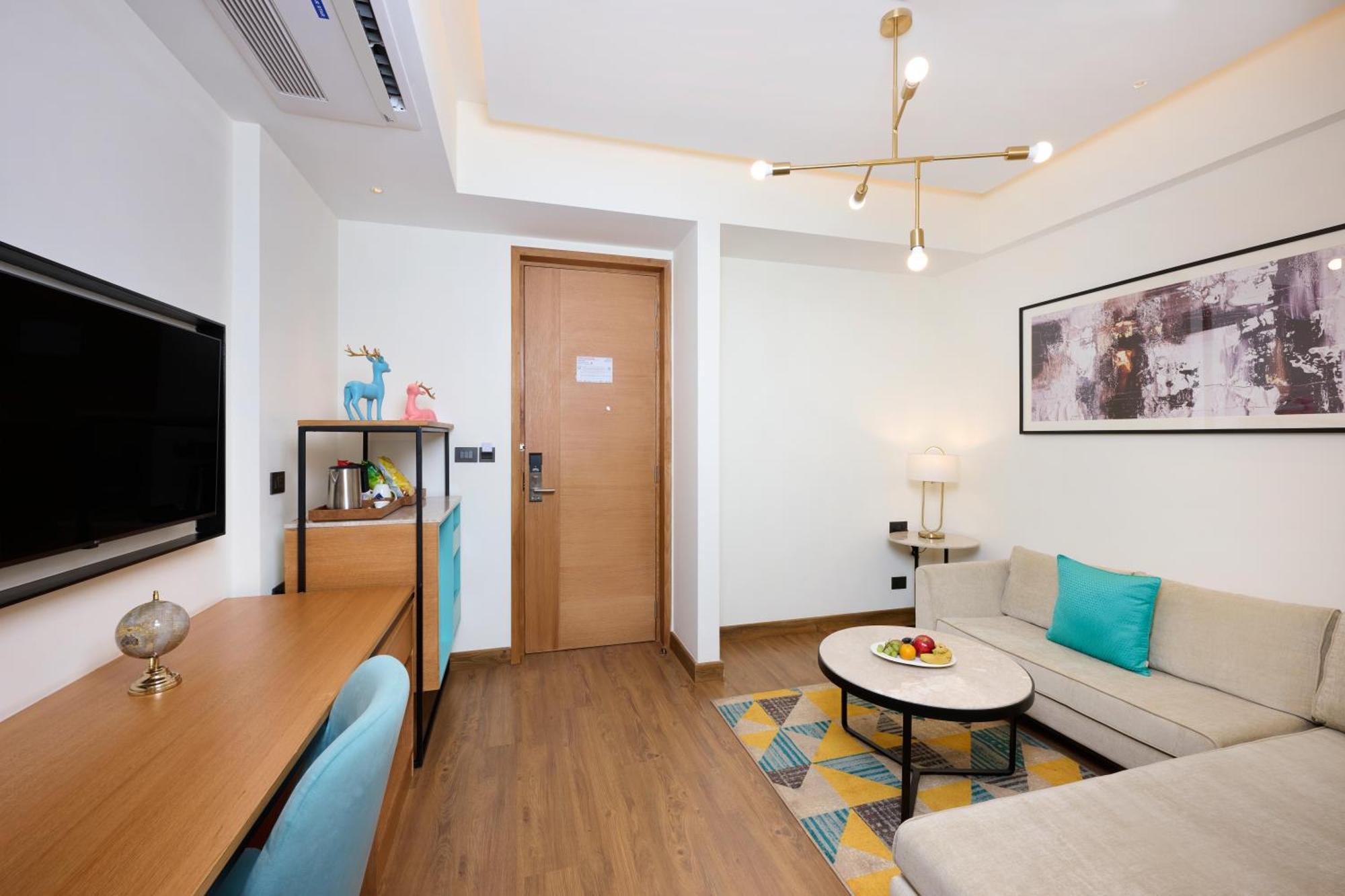 Iris Sarovar Portico 古尔冈 外观 照片