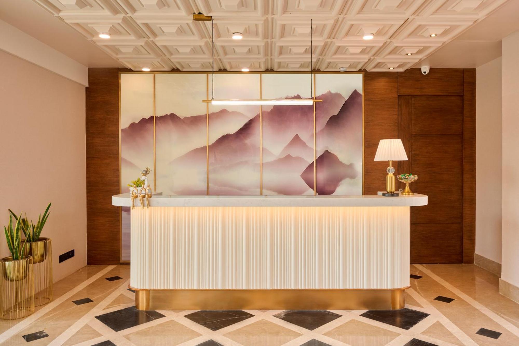 Iris Sarovar Portico 古尔冈 外观 照片