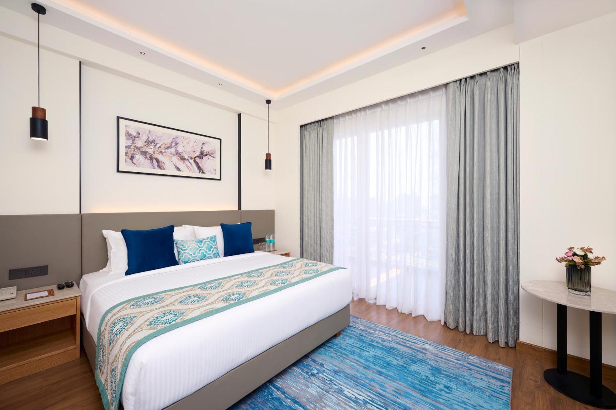 Iris Sarovar Portico 古尔冈 外观 照片