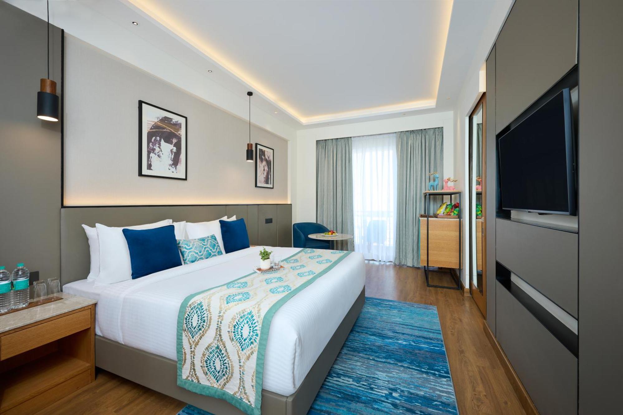 Iris Sarovar Portico 古尔冈 外观 照片